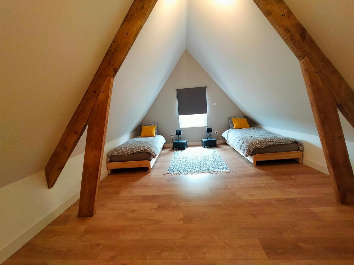 Вилла Le Domaine Des Biches Longueville  Экстерьер фото